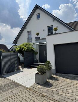 Luxuriöses Einfamilienhaus in ruhiger, grüner Lage - Nürnberg