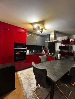 Moderne 3-Zimmer-Wohnung mit Garten, Stellplatz & Voll Möbliert - Bergisch Gladbach