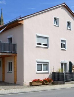 2-Zimmer-Wohnung mit Terrasse und Carport - Pappenheim