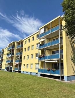 Vermietete attraktive 3-Zimmer-Etagenwohnung in ruhiger Lage von Kölln-Reisiek - Kölln-Reisiek