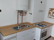 Einbauküche mit Gasherd / Umluft von Neff und Spüle . - Hannover