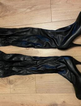 getragene Overknee Heels Größe 44/45 - Lilienthal