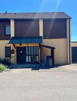 RESERVIERT!Wohlfühlen in Amendingen: Einfamilienhaus in ruhiger Lage mit liebevoll gestaltetem Garten – sofort bezugsfrei - Memmingen