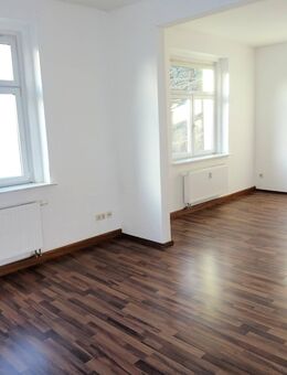 * Einzug sofort ! * 2 Zimmer Wohnung in Werdau West zu vermieten! - Werdau