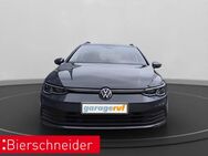 VW Golf Variant, 1.5 8 eTSI Life, Jahr 2022 - Greding