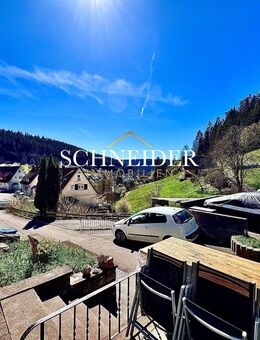 Modernisiertes Einfamilienhaus - 5 Zimmer, Garage, Stellplätze, viele Extras! - Schramberg