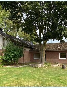 WOHNEN UND VERMIETEN: Zweifamilienhaus in zentraler ruhiger Wohnlage mit Westgarten BEZUGSFREI ! - Silberstedt