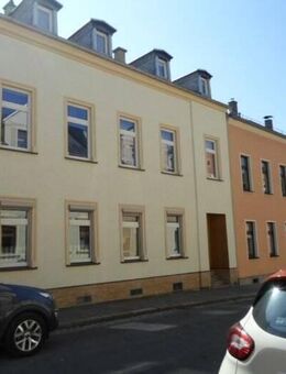 Zweigenerationenhaus mit hochwertiger Ausstattung - Treuen