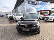 Volvo XC40, B3 B Core BusinessPak WinterPak, Jahr 2024 - Potsdam