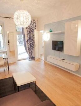 Neuer Preis: 1-Zi Balkonwohnung in Charlottenburg am Karl-August-Platz - Berlin