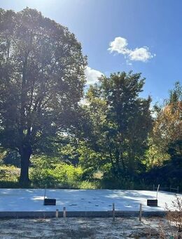 Großzügiges Grundstück mit Baugenehmigung für Doppelhaushälfte mit 5 Zimmern - Bestensee