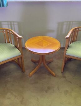Giorgetti Tisch und Stühle super erhaltenes Ensemble Kirschbaum - Gründau