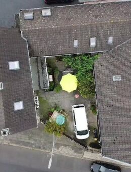 Modernisierter Vierkanthof 253 m² Wohnfläche+Nutzfläche Gewerbe möglich großer Innenhof Niederkassel - Niederkassel