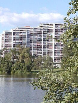 Schöne Penthouse ETW 16. Stock; mit Schwimmbad & Sauna - Wolfsburg