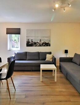 Attraktive 2-Zimmer-Wohnung mit Terrasse und Stellplatz in zentraler Lage von Flensburg - Flensburg