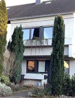 Reihenhaus provisionsfrei von privat - renoviert und bezugsfertig - Homburg