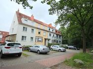 3-Parteien-Mehrfamilienhaus, mit großem Garten und 4 Stellplätzen! - Bremen