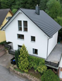 Modernes Familienhaus mit flexibler Nutzung in Beverungen-Herstelle - Beverungen