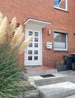 Attraktives Reihenmittelhaus - modern, charmant und mit Garten! - Stade (Hansestadt)