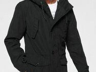 Bruno Banani Parka für den Winter, taillierter Schnitt, mit anpassbarer Kapuze