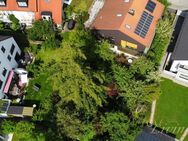 ANGEBOTSVERFAHREN: Zweifamilienhaus mit großem Garten - München