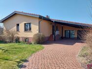 großes Wohnhaus mit Pool & Garage - Rathenow