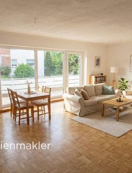 Wohnen & Vermieten unter einem Dach - Zweifamilienhaus mit 2 Eigentumswohnungen und Garagen - Barsinghausen