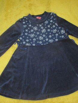 NEU * Niedlich * kuschelweich * Girls * Mädchen * 3D Blüte * Trompeten- Ärmel * Nicky * Niki * Samt *  Kleid "Mexx" Gr. 98- 104 * dunkel- blau * weiß * - Riedlingen