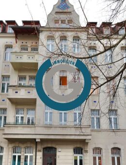 FRISCH RENOVIERT MIT MODERNISIERTEM BAD - HOHE DECKEN & SCHÖNE HOLZDIELEN - BEGEHRTER ALTBAUCHARME - Berlin