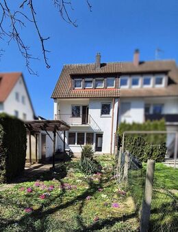 **Großfamilie aufgepasst - solide Doppelhaushälfte mit hervorragender Infrastruktur** - Schorndorf (Baden-Württemberg)
