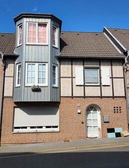 108 m² großes Einfamilienhaus mit Garage in Geilenkirchen-Teveren - Geilenkirchen