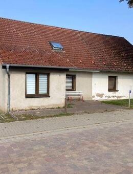 Wohnhaus mit weiterer Ausbaureserve - Freier Blick - Grundstück ca. 2.700 m²..... - Moltzow