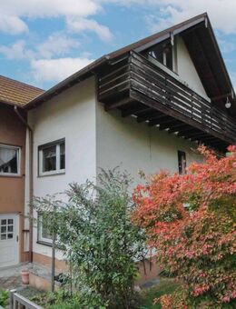 3-Familien-Haus mit großem Grundstück und vielfältigen Nutzungsmöglichkeiten - Klipphausen