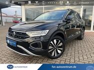 VW T-Roc, 1.5 TSI Move APP, Jahr 2024 - Teterow