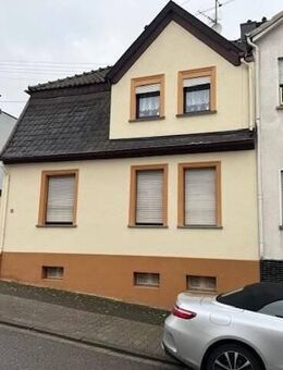 stilvoll renovierte Doppelhaushälfte in ruhiger Lage, Fischbach, nähe Saarbrücken - Quierschied