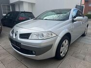 Renault Megane II Coupe / Cabrio Dynamique Automatik - Troisdorf