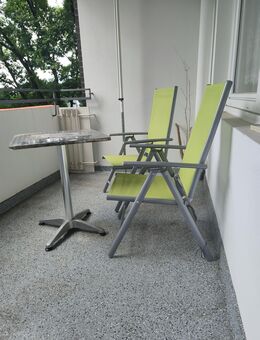 Garten Stuhl mit Tisch - Essen
