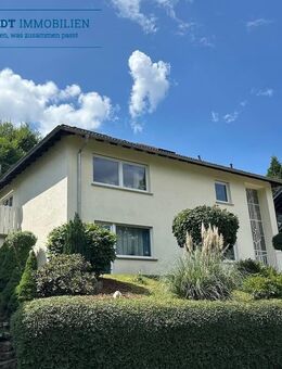 Schönes Einfamilienhaus mit Garten und Garage in idyllischer Wohnlage von Eppstein / Ehlhalten - Eppstein