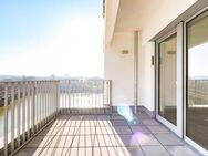 Stilvoll wohnen: Lichtdurchflutete Etagenwohnung mit Balkon, Parkett und moderner Einbauküche - Frankfurt (Main)