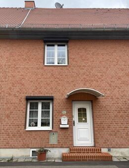 CHARMANTES REIHENMITTELHAUS MIT IDYLLISCHEM GARTEN IM LEIPZIGER STADTTEIL MOCKAU-SÜD - Leipzig