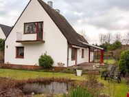 Einfamilienhaus mit schönem Garten in verkehrsgünstiger Lage - Wohltorf