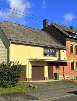 Liebhaberanwesen: Charmantes und urgemütliches Zweifamilienhaus mit Nebengebäude in Alpenrod - Alpenrod