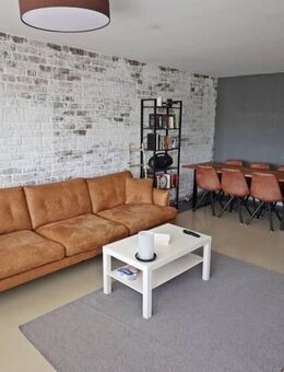 Modernes Design trifft gehobenen Anspruch! 4-Zimmerwohnung in Maichingen - Sindelfingen