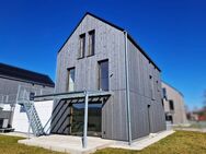 *Höchste Energieeffizienz* Exklusives Einfamilienhaus in ökologischer Holzbauweise mit Dachterrasse - Ering