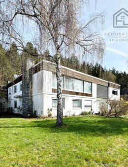 F&D | Traumhafte Villa mit großem IndoorPool, Bar und Sauna - Ihr neues Zuhause wartet auf Sie! - Tuttlingen