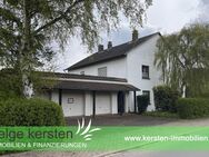 Großzügiges Zweifamilienhaus in Vöhl sucht neue Eigentümer! - Vöhl