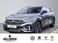 VW T-Roc, 2.0 TSI R-Line, Jahr 2022 - Braunschweig