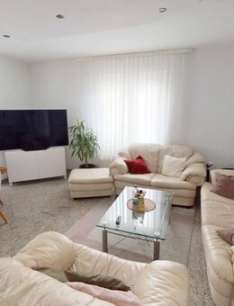 Großzügige 3-Zimmer-Wohnung mit Südbalkon - stilvoll wohnen im Altbauflair in Weilheim/Teck - Weilheim (Teck)