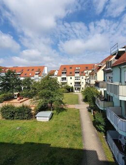 Traumlage in Markkleeberg-ruhige und ansprechende 2-Zimmer I Balkon I Tiefgarage - Markkleeberg