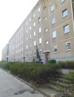 WBG - bezugsfertige 3-Zimmerwohnung mit Badewanne u. Balkon! - Brandenburg (Havel)